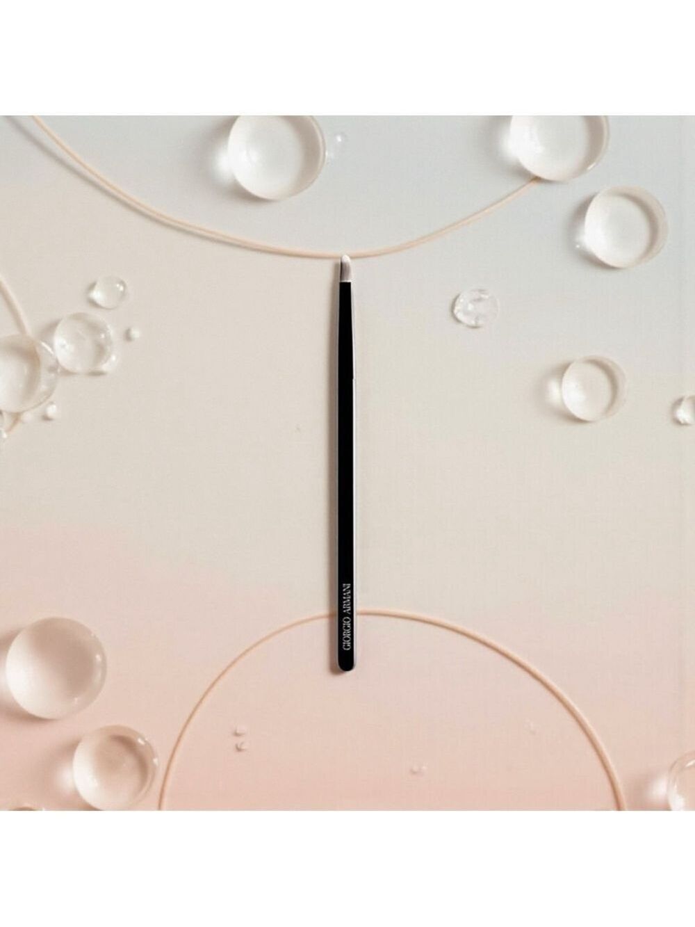 Giorgio Armani Maestro Concealer Brush 7